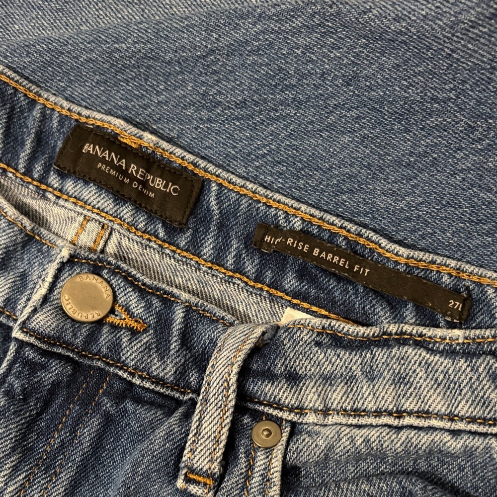 Banana Republic Women's High Rise Barrel Fit Jeans Size 27 - Picture 5 of 10